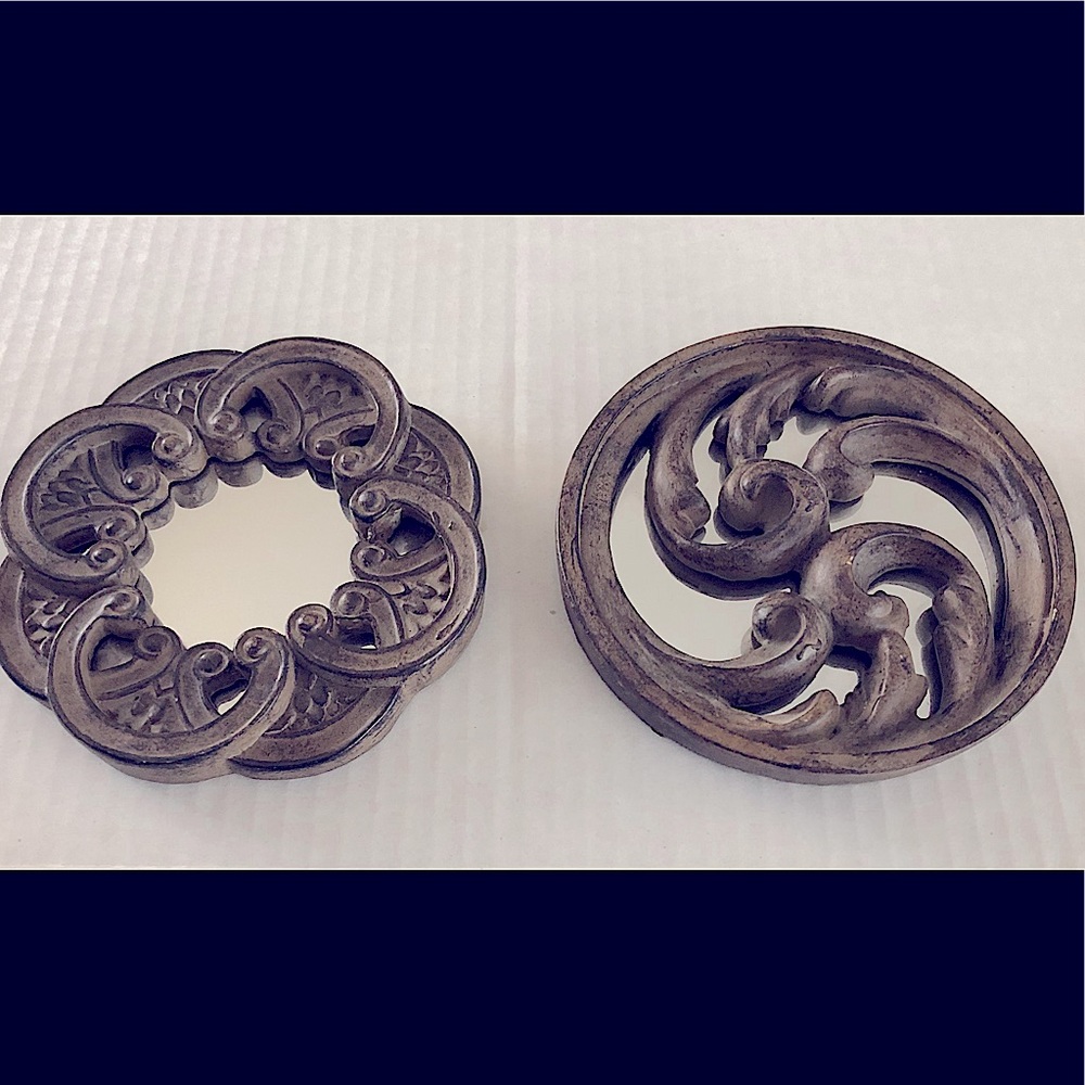 Cute decorative mirrors (2)